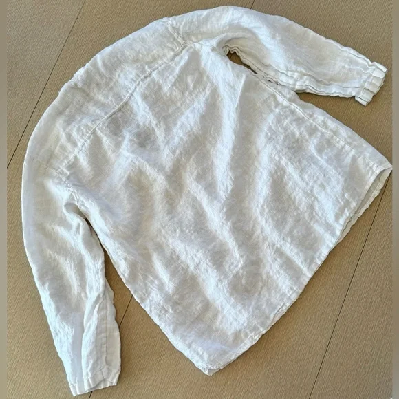 VIOLA BORGHI PLEATED V NECK BLOUSE - Picture 10 of 13